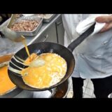 OMURICE – Japanese Omelette Rice