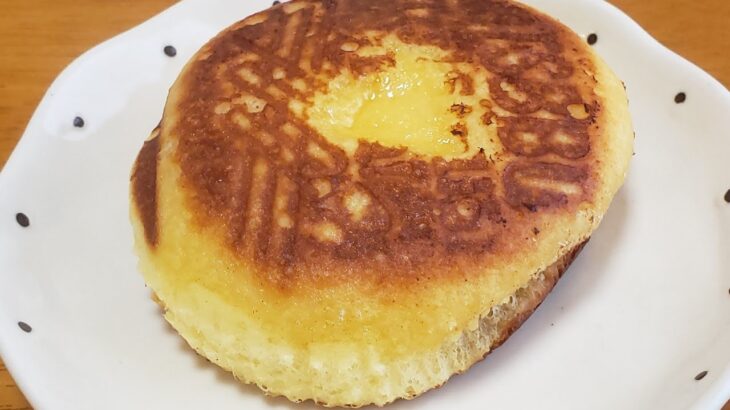 [朝食]安くておいしいフワフワ焼き卵蒸しパンの作り方！ホットサンドメーカーで作る「ホットサンドじゃない」絶品家事ヤロウレシピ【あさごはんチャンネル】