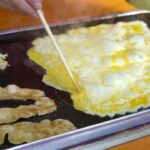 【西成・とん平焼き】人気店の作り方｜鉄板焼 金ちゃん｜Tonpeiyaki Easy Okonomiyaki(お好み焼き)｜Japanese Street Food｜Osaka とんぺい焼き