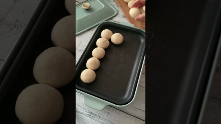 もちもちプチパンホットプレートで焼いたら最強だった#shorts