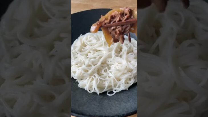 【時短レシピ】暑い夏にピッタリ！簡単ヘルシー「肉」そうめん #shorts #大豆ミート #そうめん