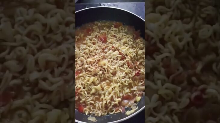 Veg Maggi | Midnight cravings | #viral #trending #shortsfeed #shortvideos #shorts