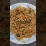 Street style chowmin// noodles recipe// trending short #viral