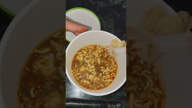 Instant Korean Veg Maggi  #food #love #humerakirasoi #recipe #trending #viralshort #like #subscribe