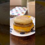 【コストコ購入品で作るソーセージマフィン✨ほぼあの味😋】#shorts #short #料理 #コストコ #イングリッシュマフィン #簡単レシピ #節約