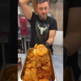 Smoking chickens with Smoke House Brussels chef khalil #blackpink #party #eeat