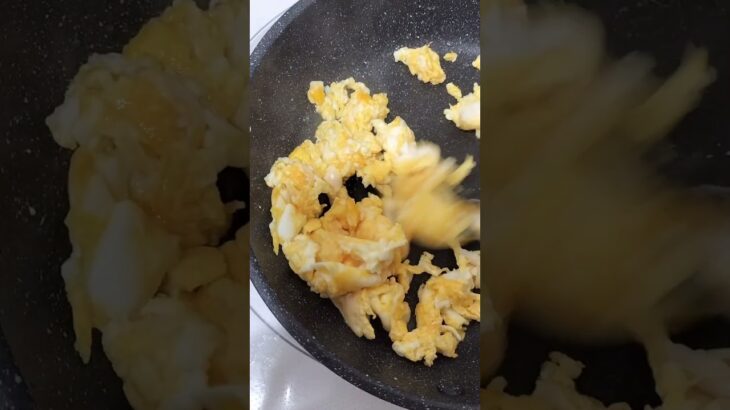 スクランブルエッグを作っております。 #節約