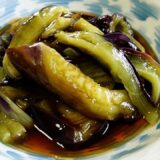 レンジで簡単「ナス漬け4品」ナスは皮ごと食べて老化・動脈硬化・高血圧予防に‼ナスの皮栄養効果【ナスのポン酢漬け・ゴマだれ漬け・麺つゆ漬け・梅和え】