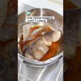 mie instan ini enak topping cumi dan udang rasa kuahnya gurih #cooking
