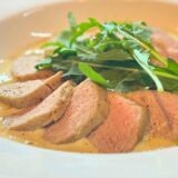 このレシピでレストランの味が作れる！　豚肉のツナソース　ピエモンテ名物　【シチリアシェフが作る】