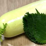 【大根と大葉のレシピ】塩昆布漬け!切って和えるだけ!超簡単!パリパリが止まりません!