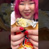 【簡単】10秒で作る辛ラーメンアレンジ #辛ラーメン #お菓子アレンジ #ぽっちゃり女子